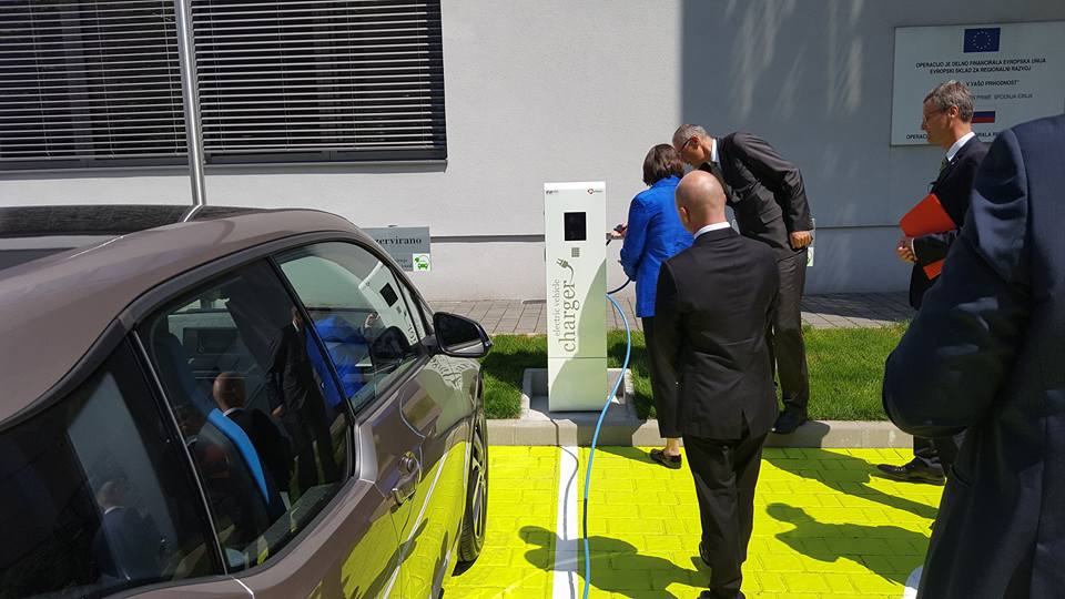 3 nove 22 kw električne polnilnice Plan-net v Sp- Idriji