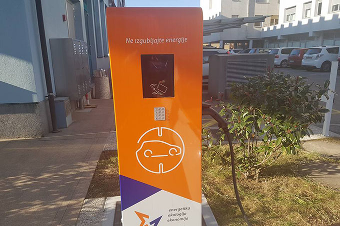 Nova polnilna postaja Plan-net solar v Novi Gorici